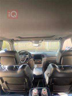 جيب جراند شيروكي